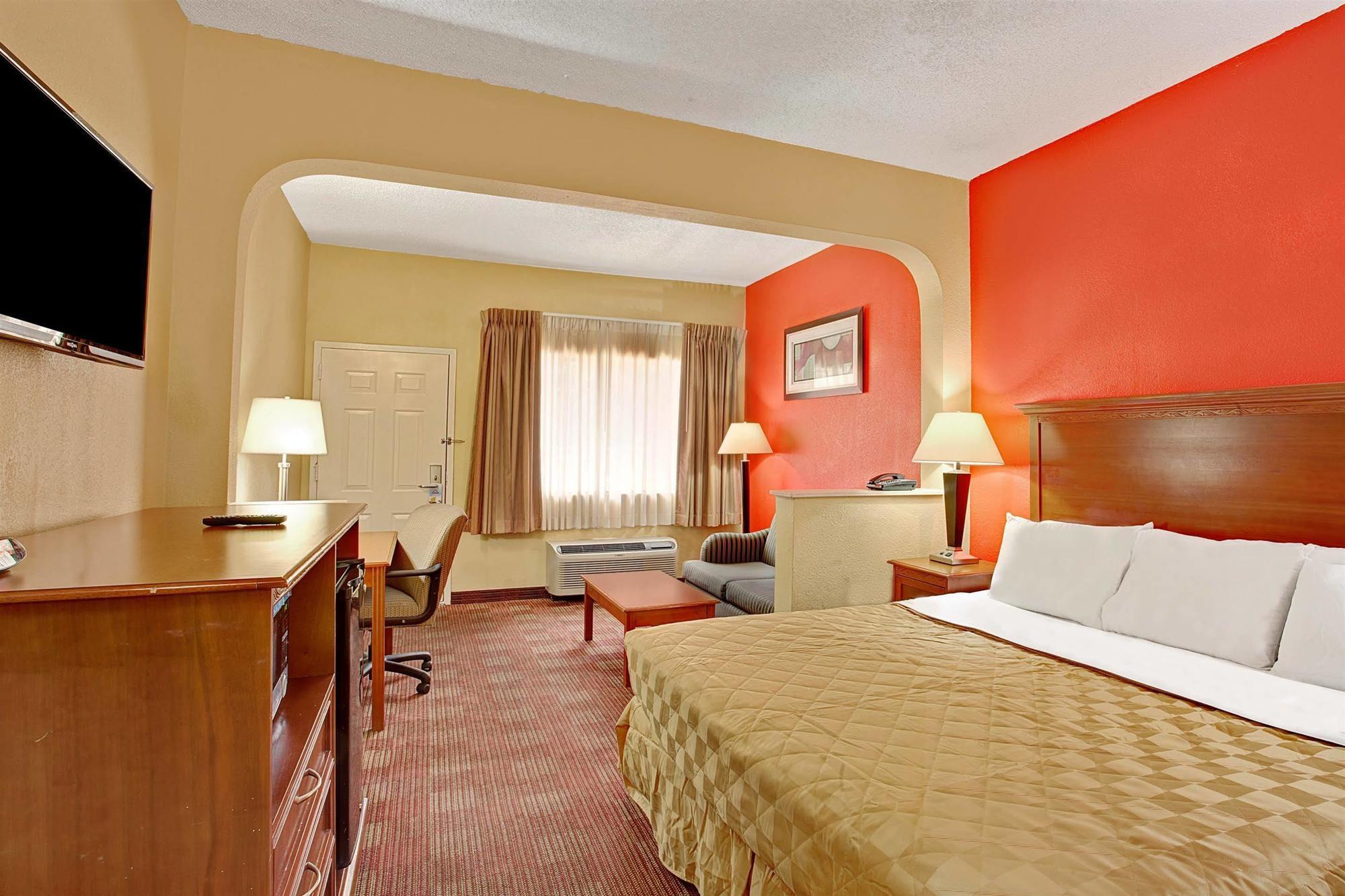 Americas Best Value Inn I-240 Мемфис Екстериор снимка